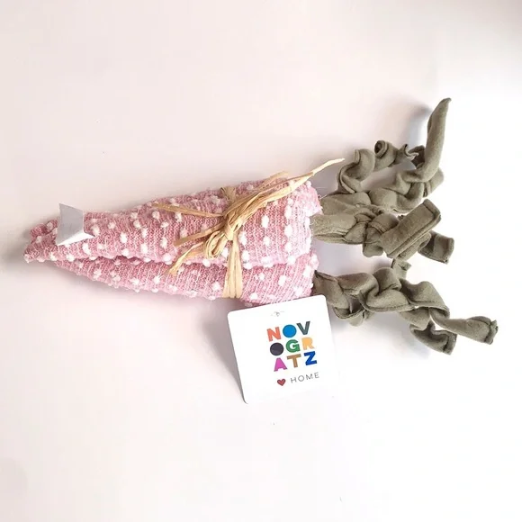 Novogratz Carrot Bundle Spring Farmhouse Easter Decor - Picture 2 of 6